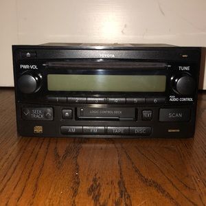 2005 4Runner Factory Radio